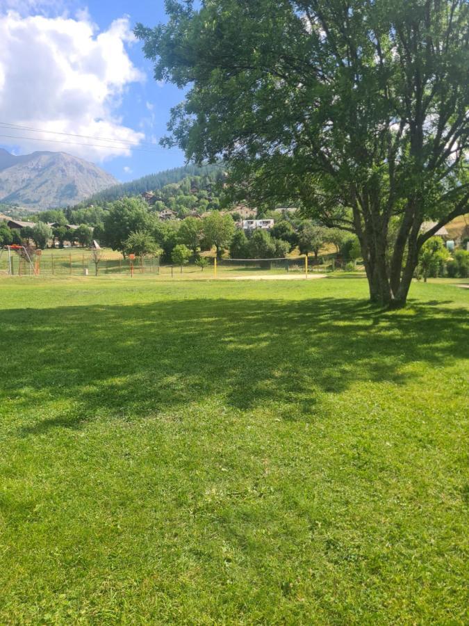 Grand Studio 28 M2 Tout Confort Au Pieds Des Pistes Allos Buitenkant foto